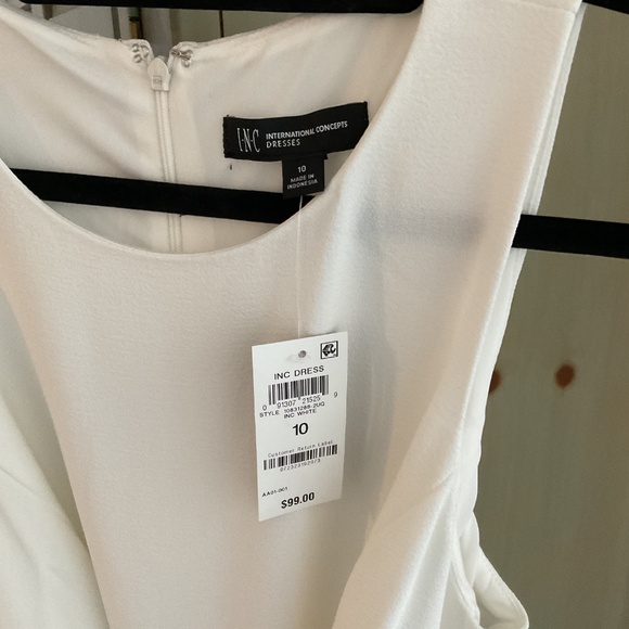 White sleeveless jumpsuit WITH TAGS - Picture 3 of 3